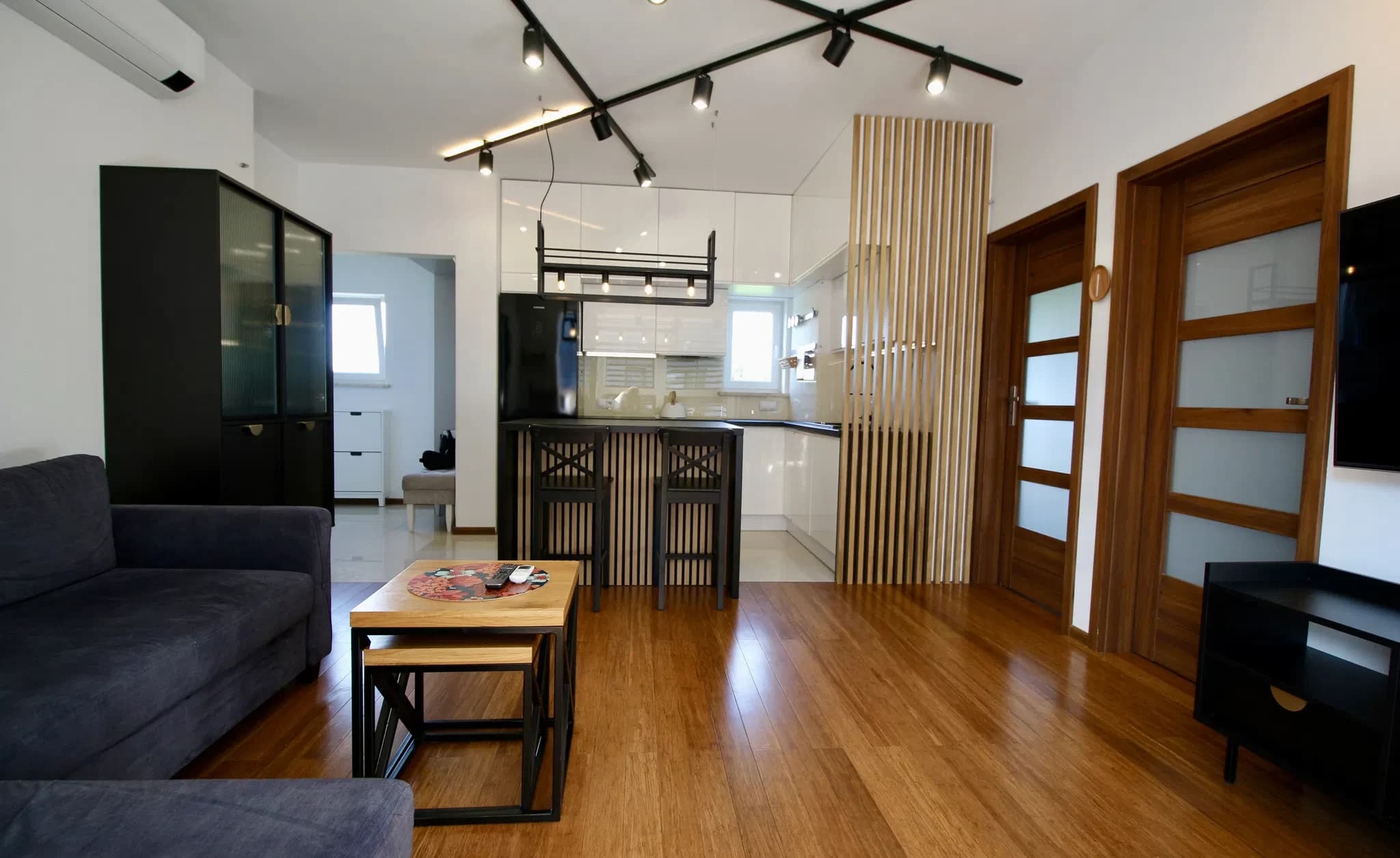 3 izby / Ihneď / Garáž / Balkón / Wielicka / 54 m² / Klimatizácia