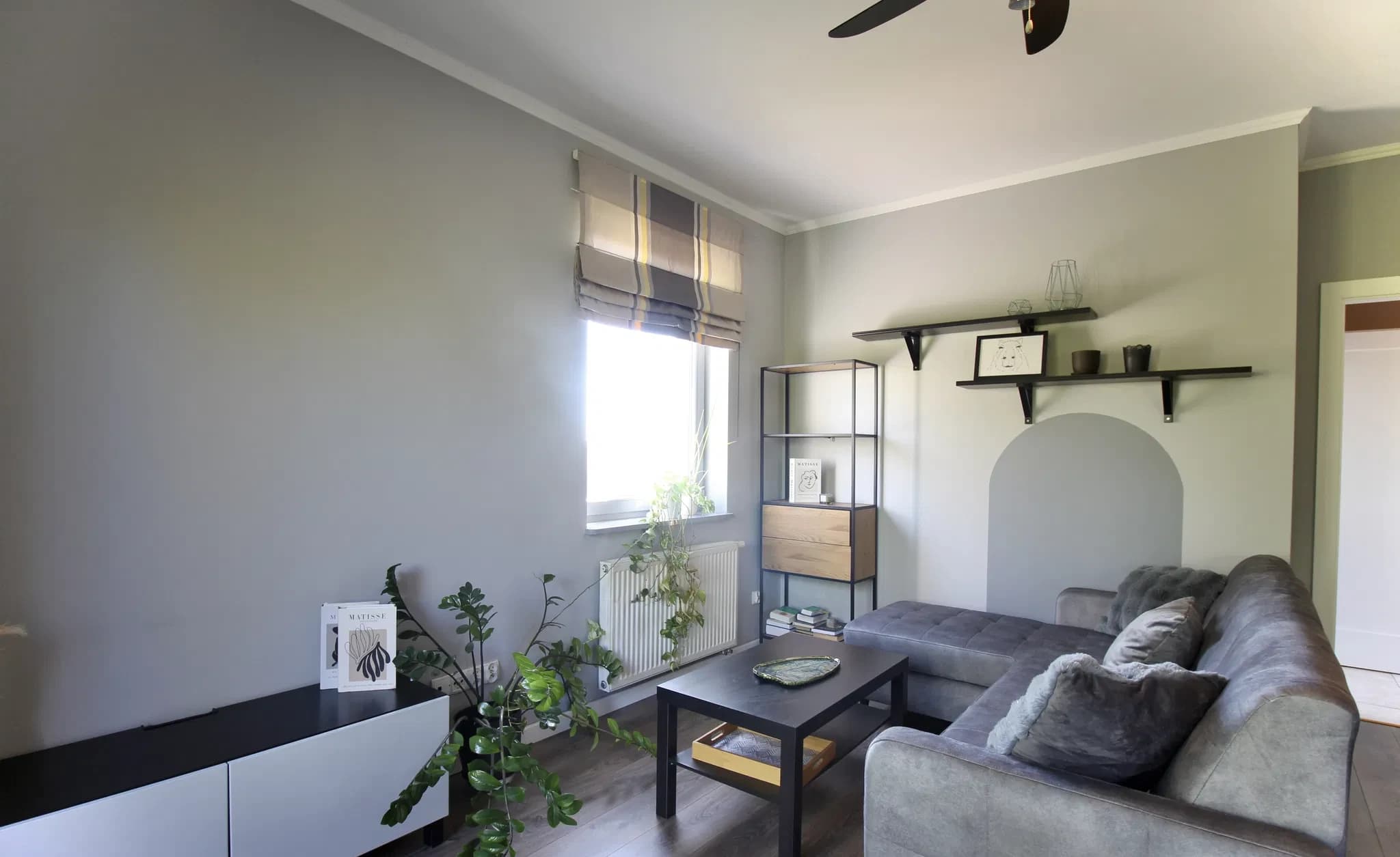Dvojizbový byt 48 m2/Veľký balkón/Parkovanie za závorou