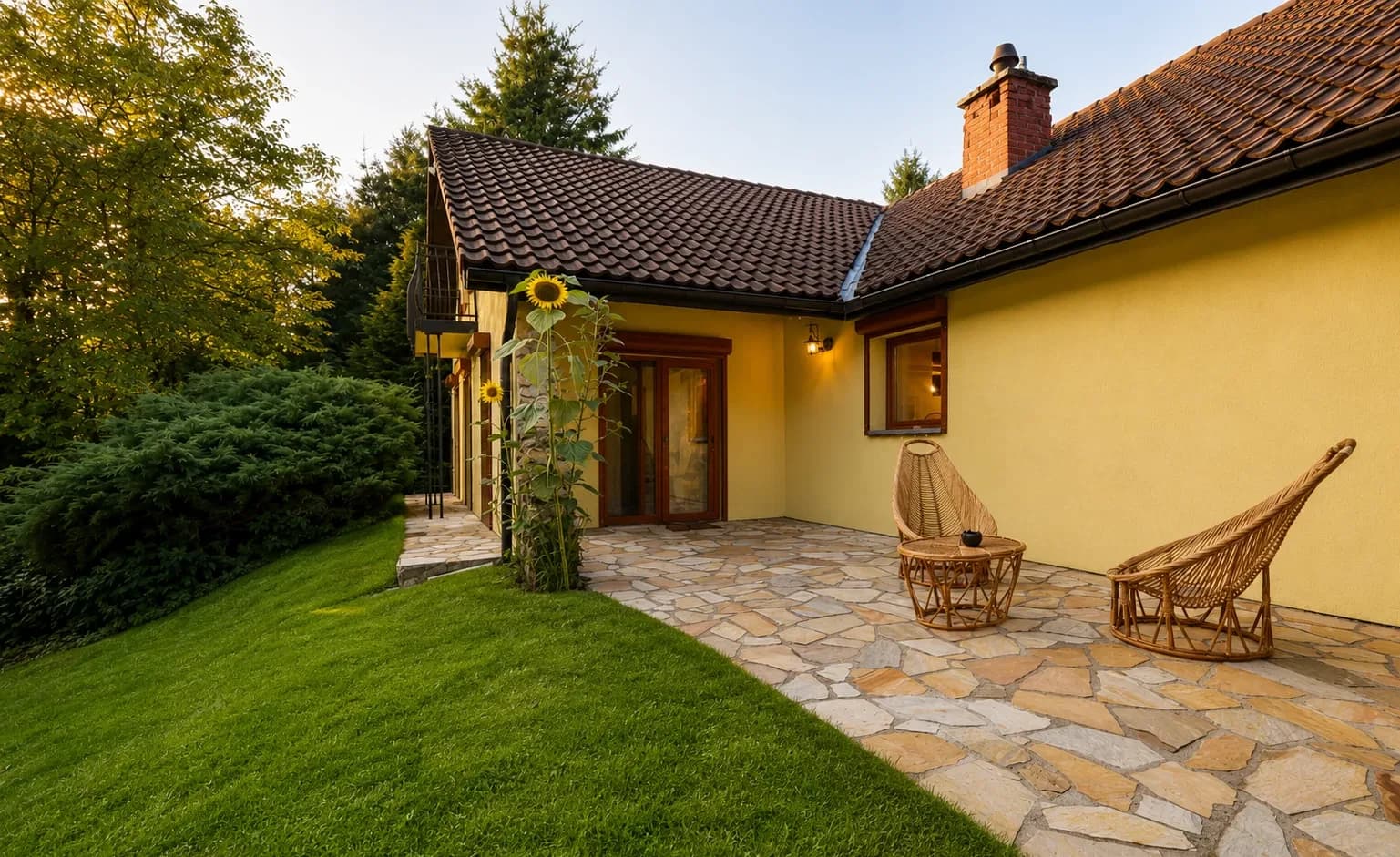 7 izieb | 380+ m2 | Pozemok 2000 m2 | Krakov | Okamžite