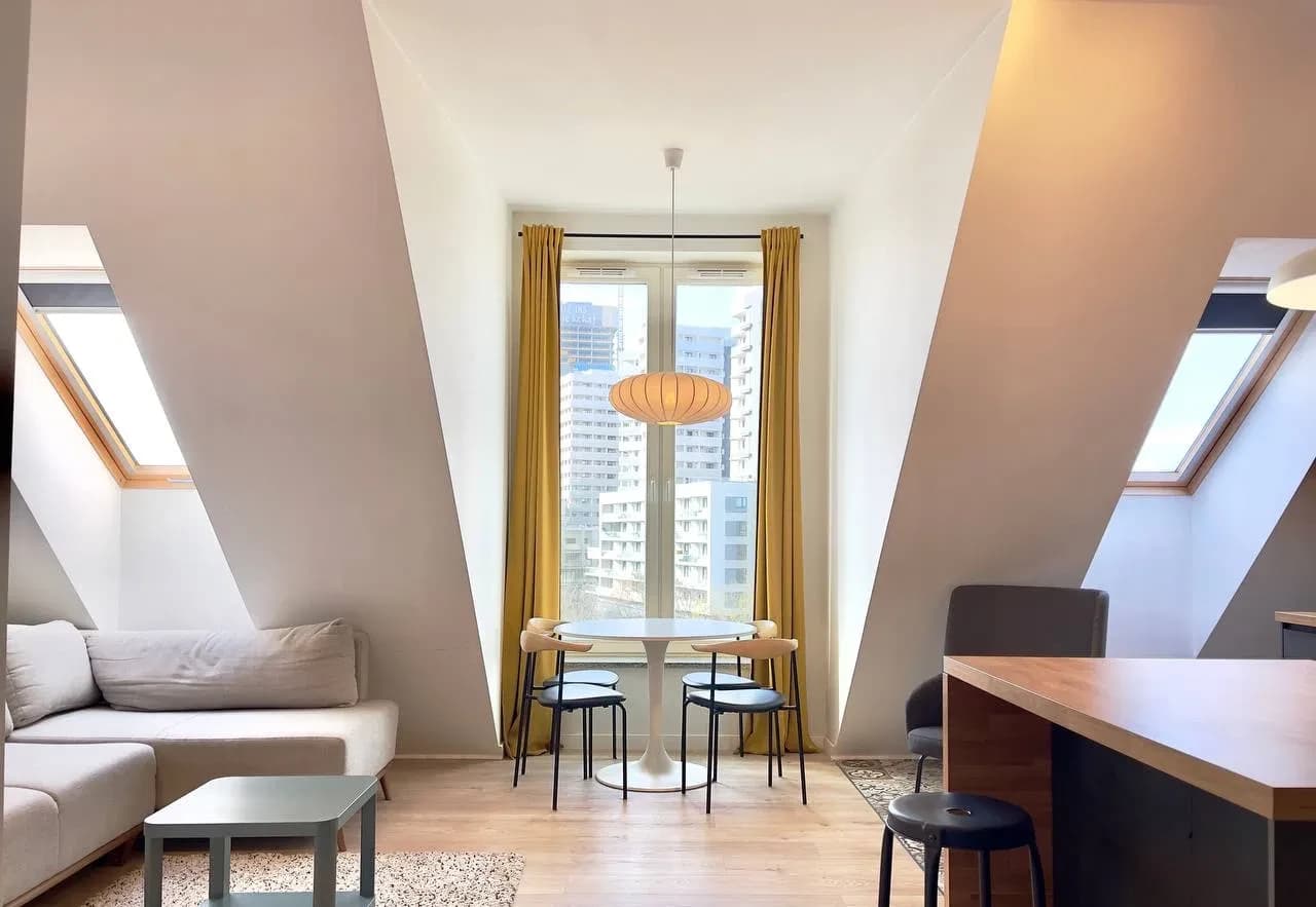 JANA PAWEŁ II / Duplex 66 m² 2 izby / Zvieratá sú vítané / RU