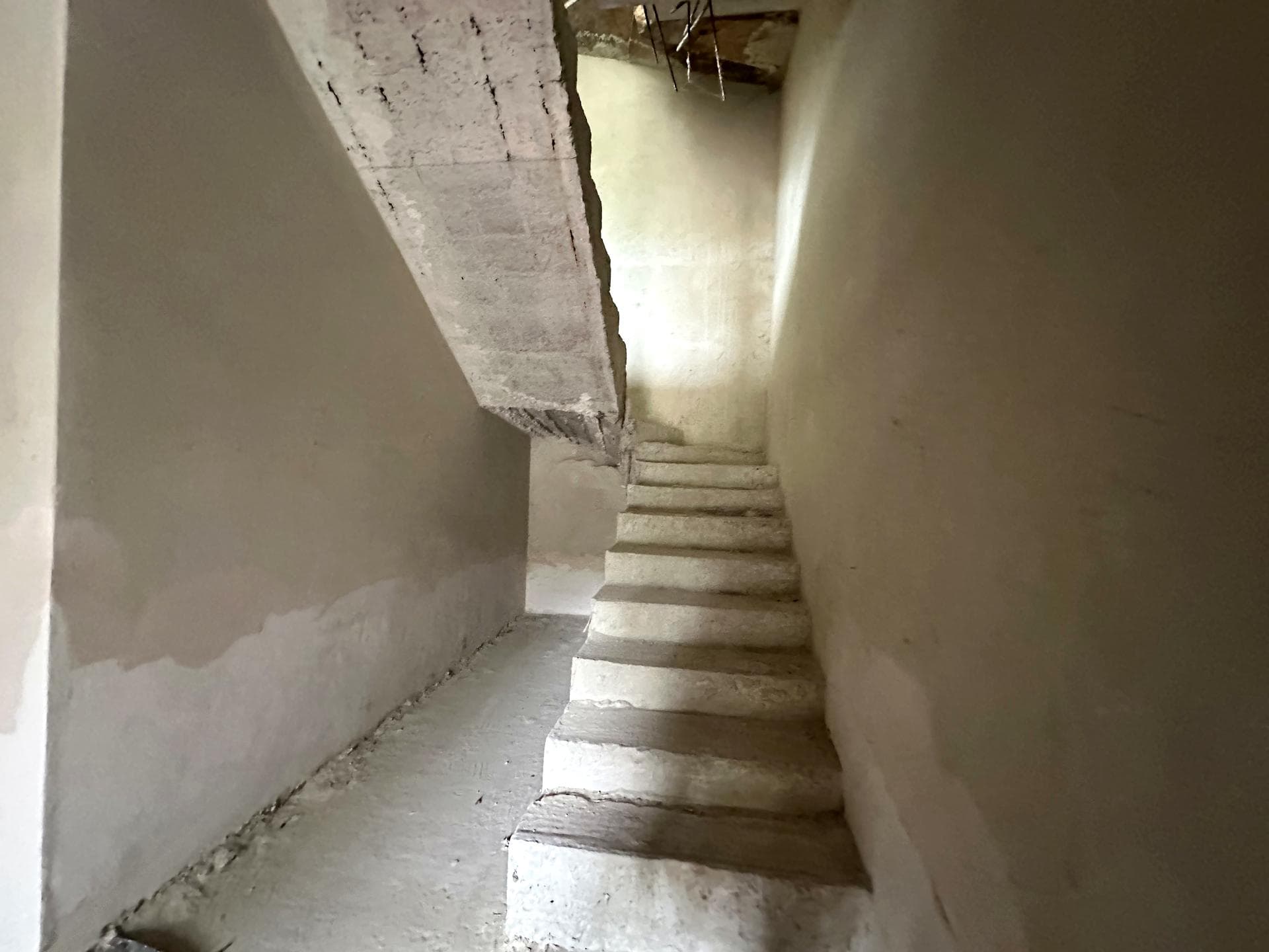 3-izbový byt, Pljazhna, Bryukhovychy